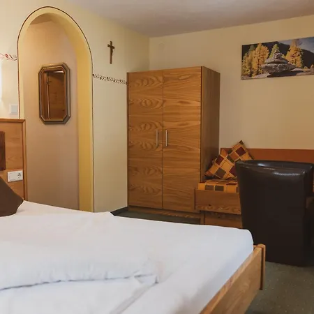 Gaestehaus Annemarie דירה Kauns